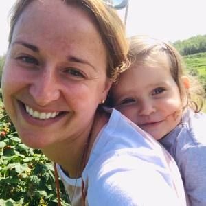 Meet your Posher, Emilie